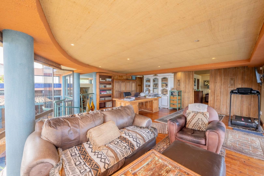 4 Bedroom Property for Sale in Gordons Bay Western Cape